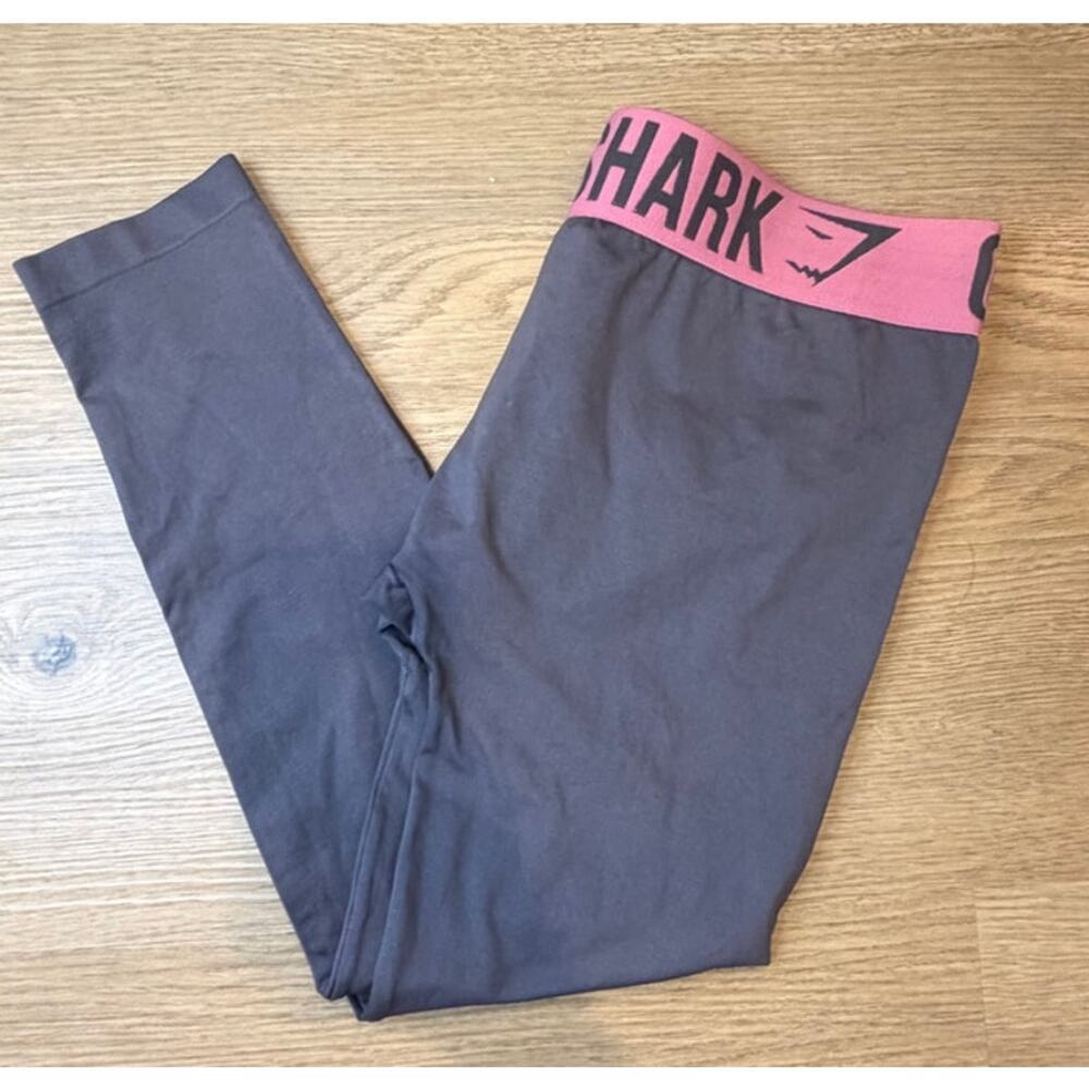 Gymshark Flex Capri Leggings Womens Medium Pink Band Seamless Compression